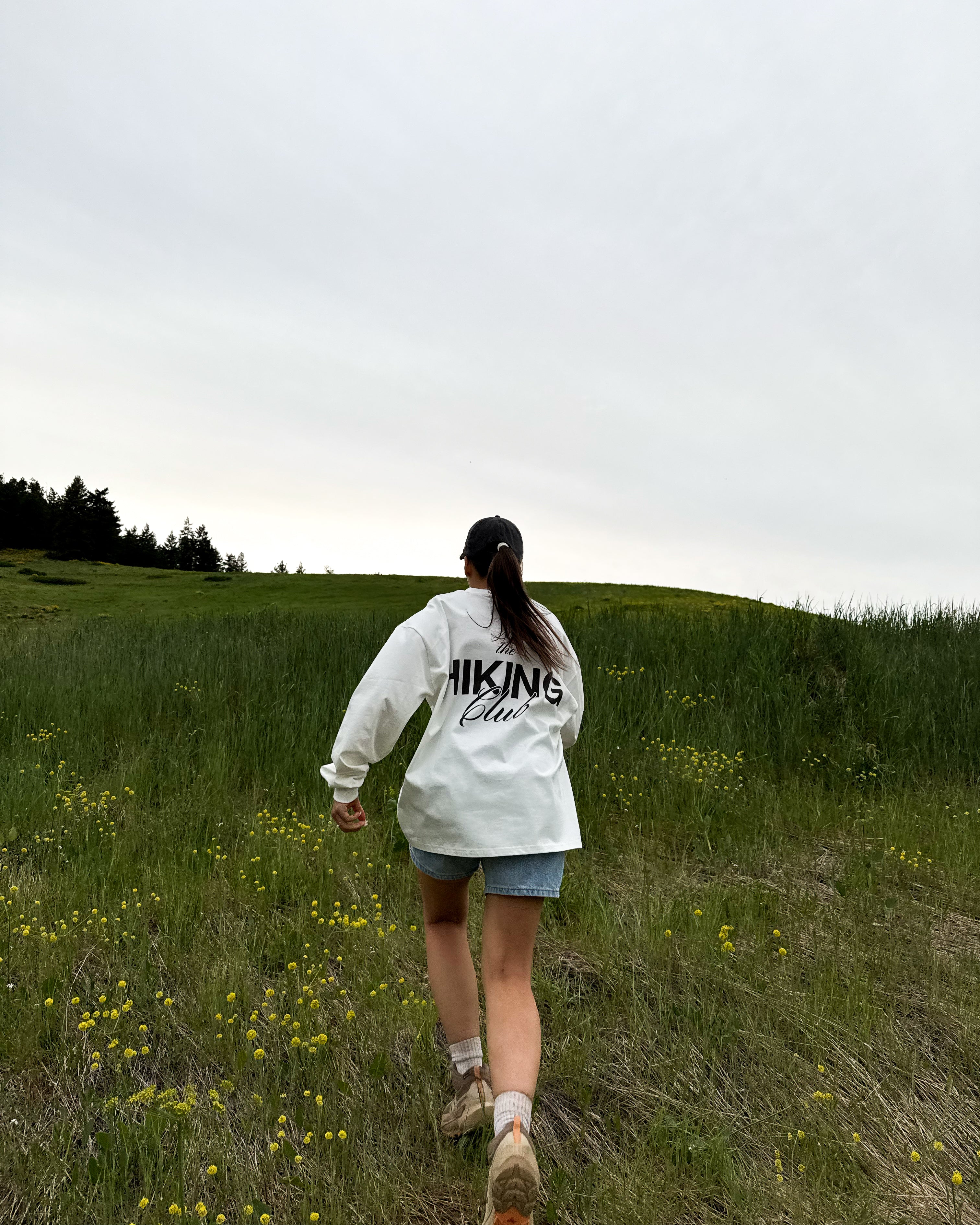 Hiking Club - Long sleeve